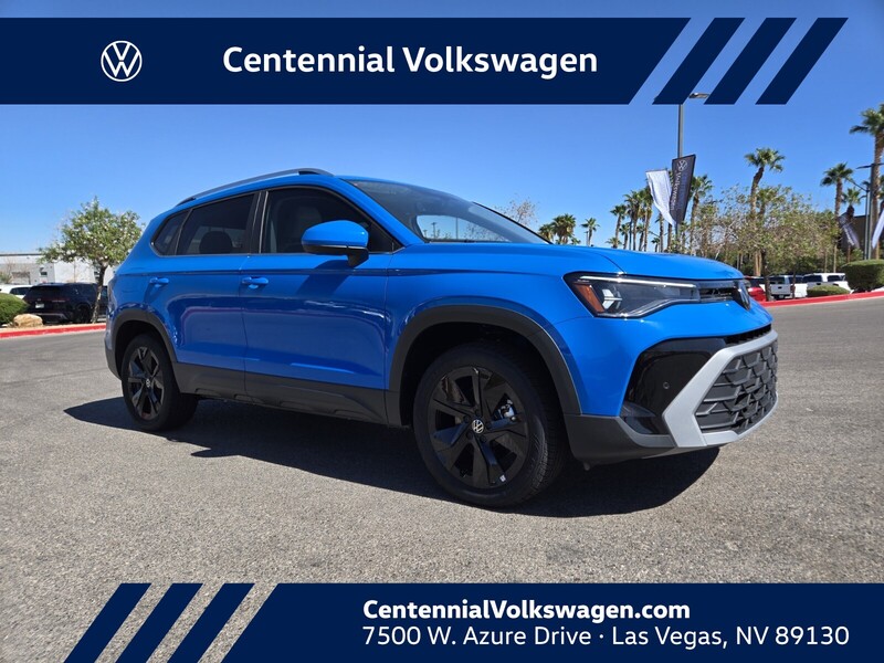 2025 Volkswagen Taos SE's photo