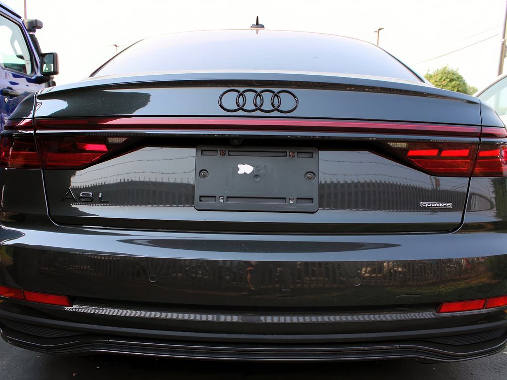 2022 Audi A8 L 55 photo 10