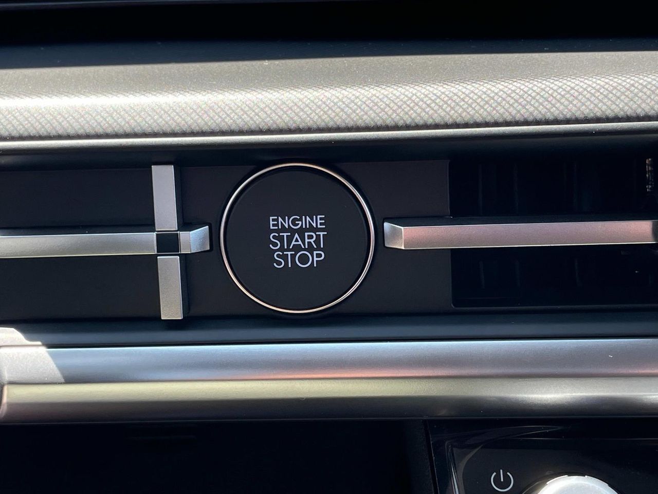 2026 Hyundai Santa Fe SE photo 13