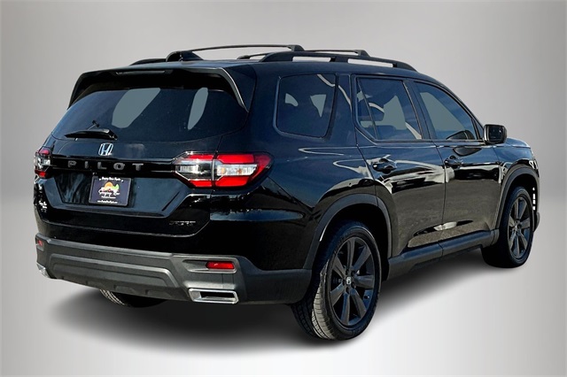 2023 Honda Pilot Sport photo 4
