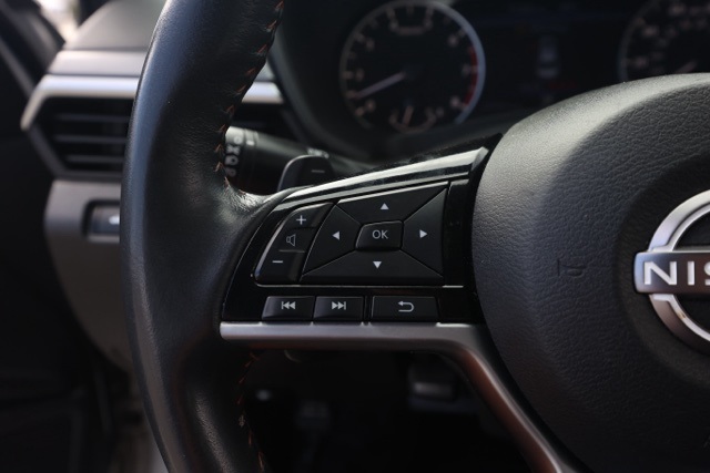2023 Nissan Altima 2.5 SR photo 23