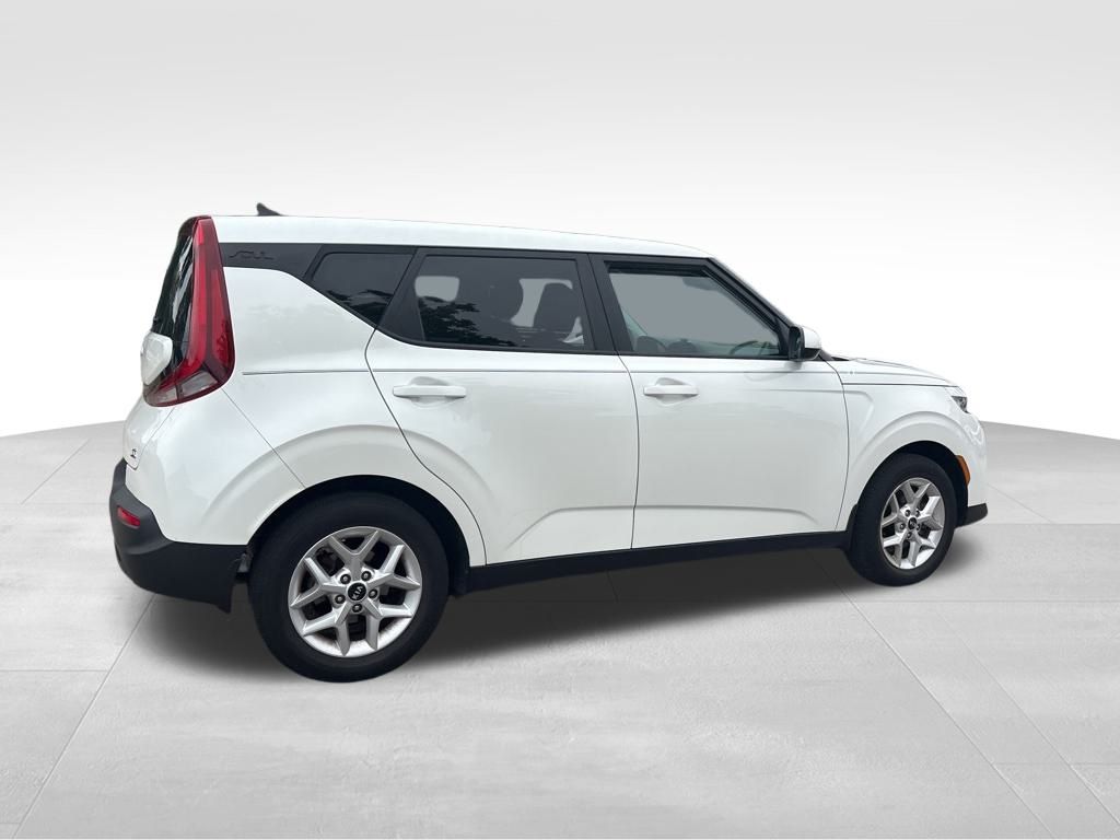 2020 Kia Soul S photo 9
