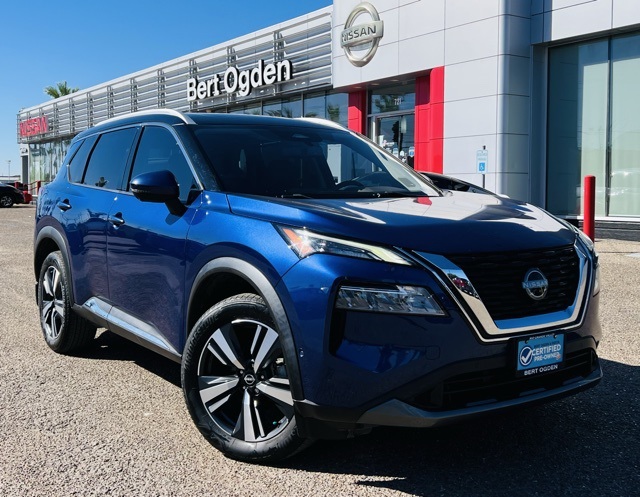 2023 Nissan Rogue SL's photo
