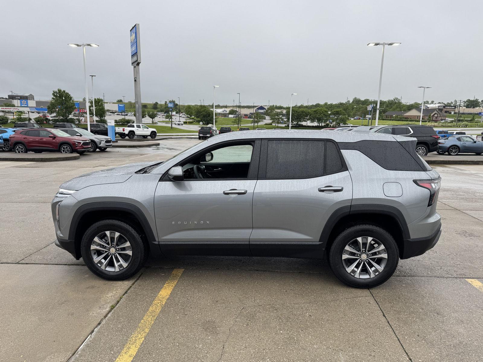 2026 Chevrolet Equinox LT photo 43