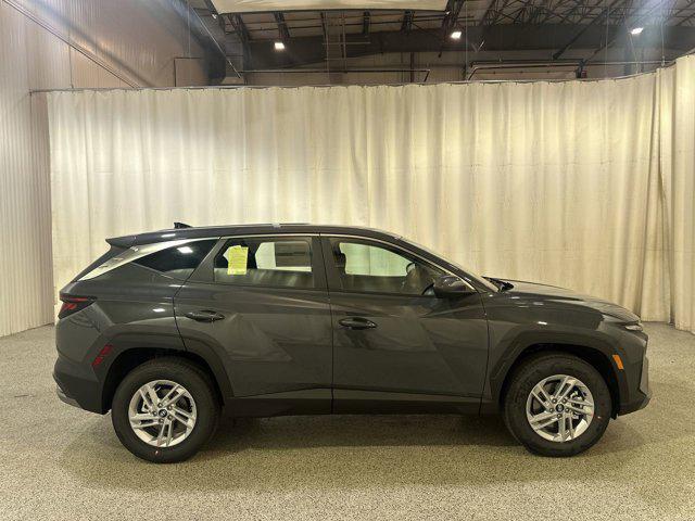 2026 Hyundai Tucson SE photo 4
