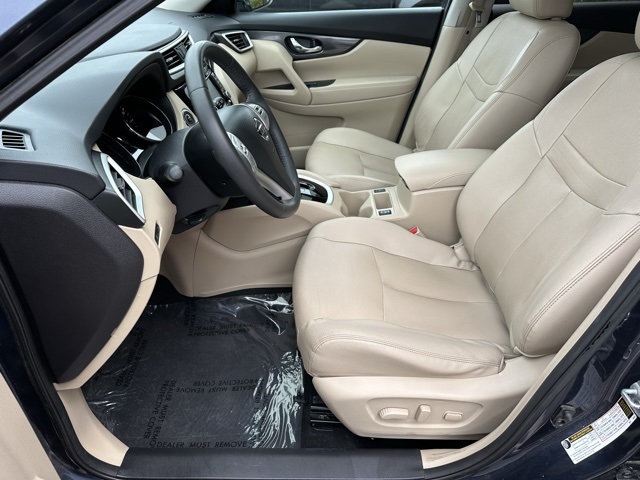 2016 Nissan Rogue SL photo 5