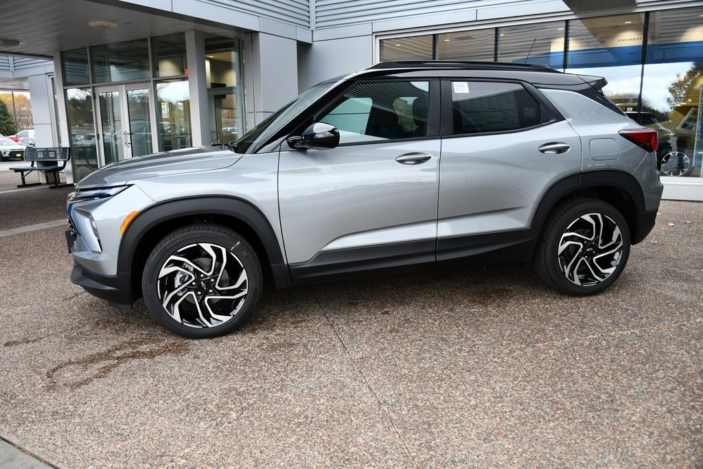 2026 Chevrolet Trailblazer RS photo 2