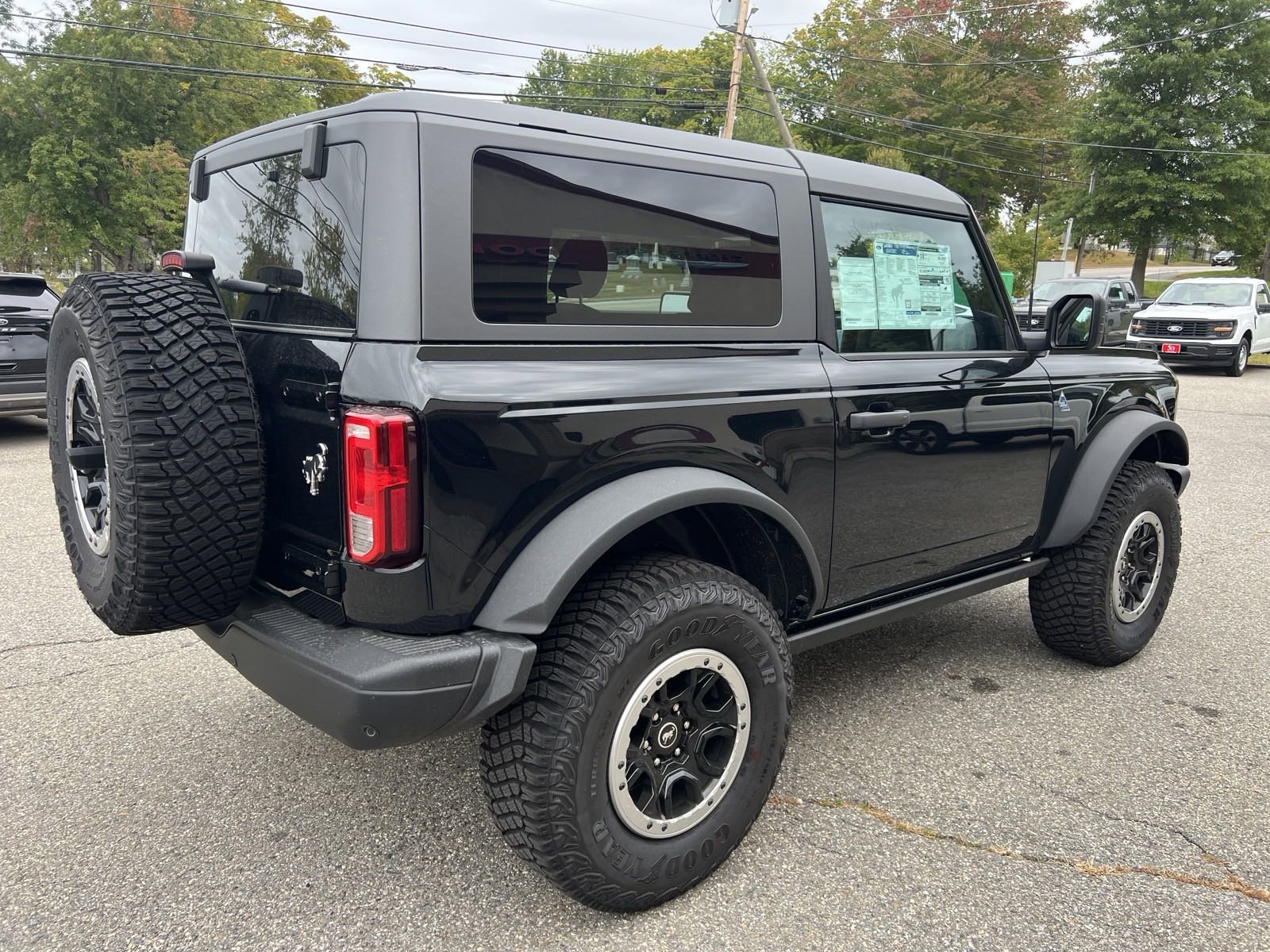 2024 Ford Bronco Black Diamond photo 4