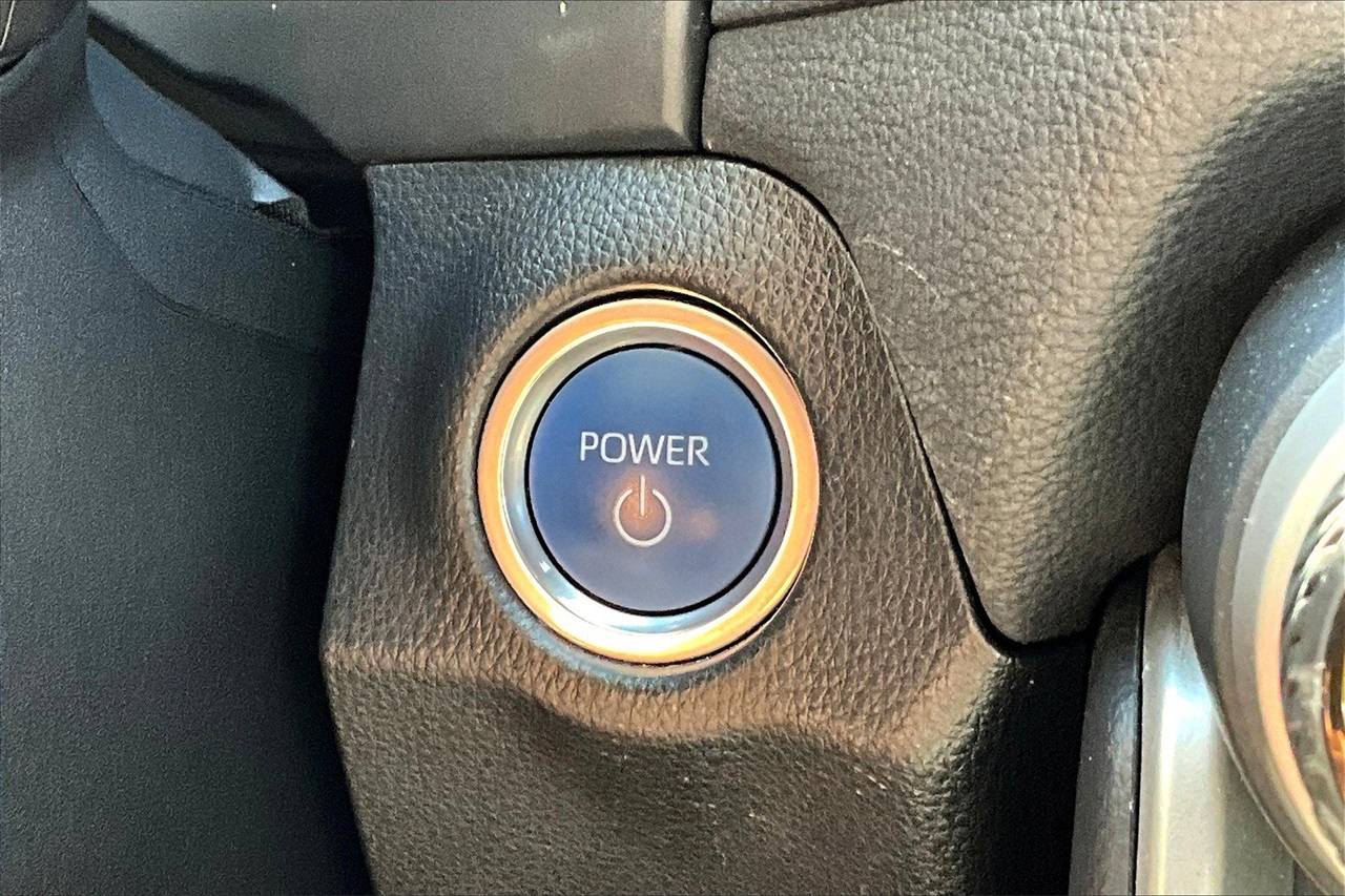 2021 Toyota RAV4 Prime XLE Premium photo 25