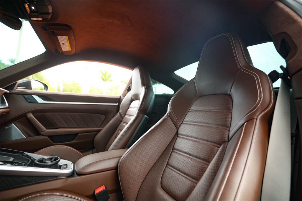 2022 Porsche 911 Turbo S photo 36