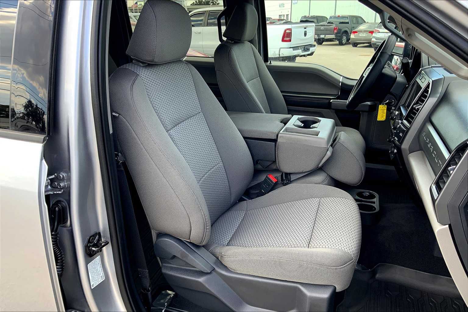2022 Ford F-250 XLT photo 8