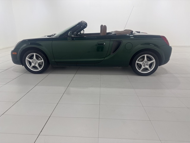 2001 Toyota MR2 Spyder photo 4