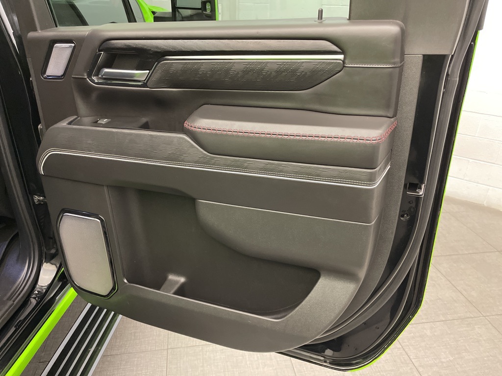 2024 Gmc Sierra HD AT4X photo 26