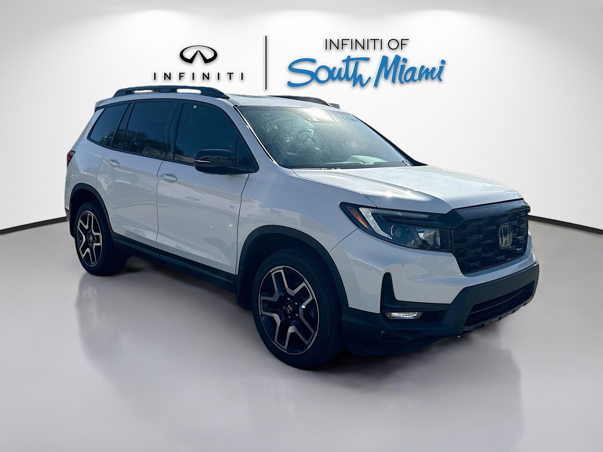 2023 Honda Passport Elite's photo