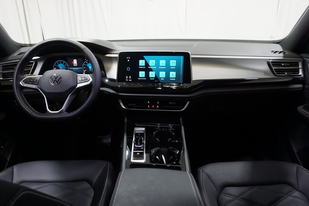 2025 Volkswagen Atlas Cross Sport SE Technology photo 13