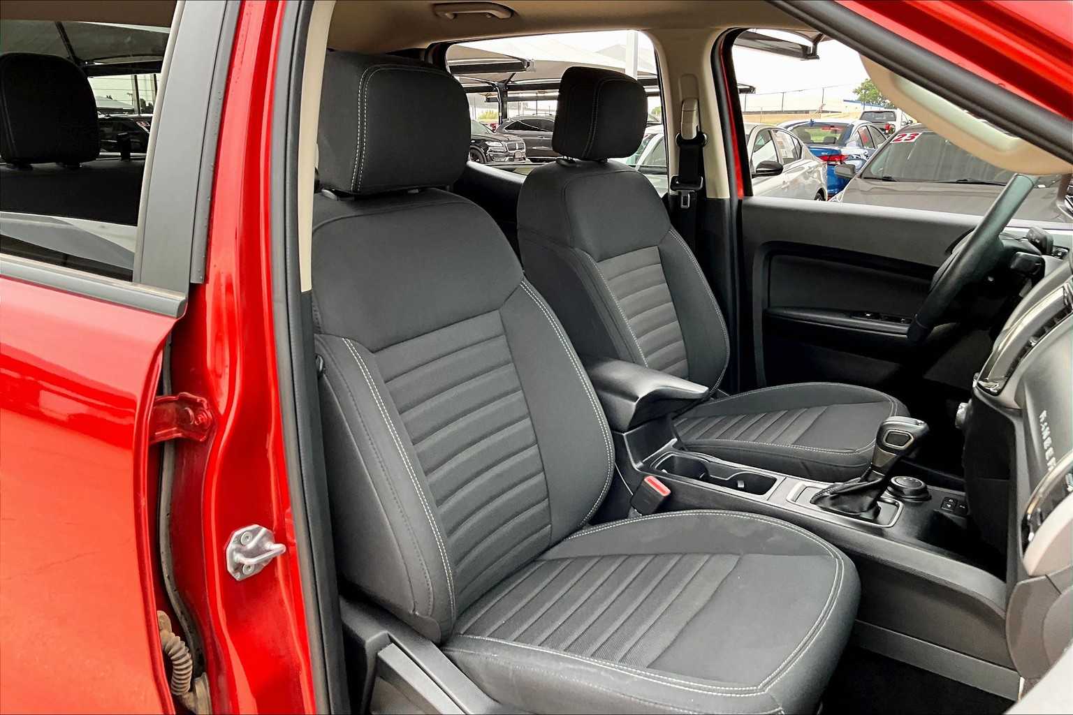 2023 Ford Ranger XLT photo 8