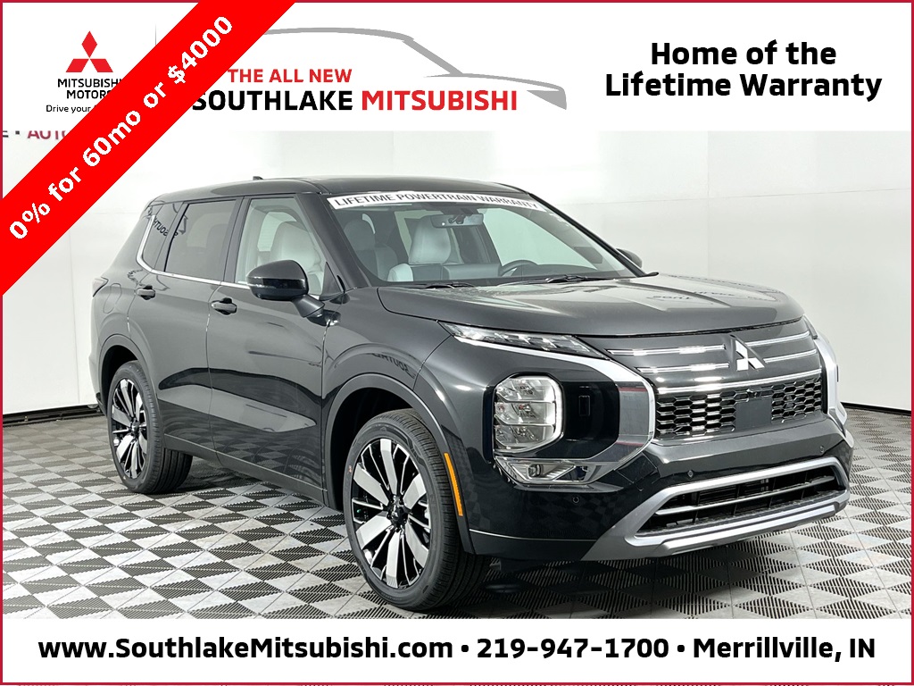 2025 Mitsubishi Outlander SE's photo