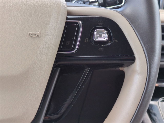 2021 Lincoln Corsair Standard photo 24