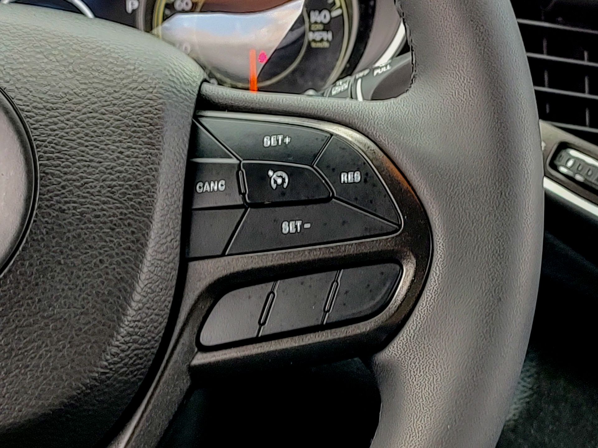 2022 Jeep Cherokee Trailhawk photo 25
