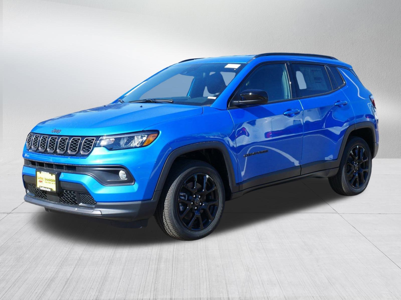 2026 Jeep Compass Latitude Altitude photo 3
