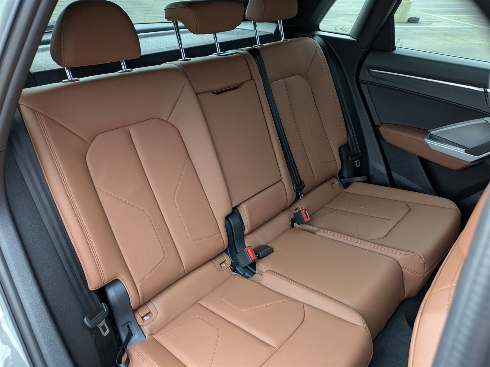2025 Audi Q3 S line Premium photo 8