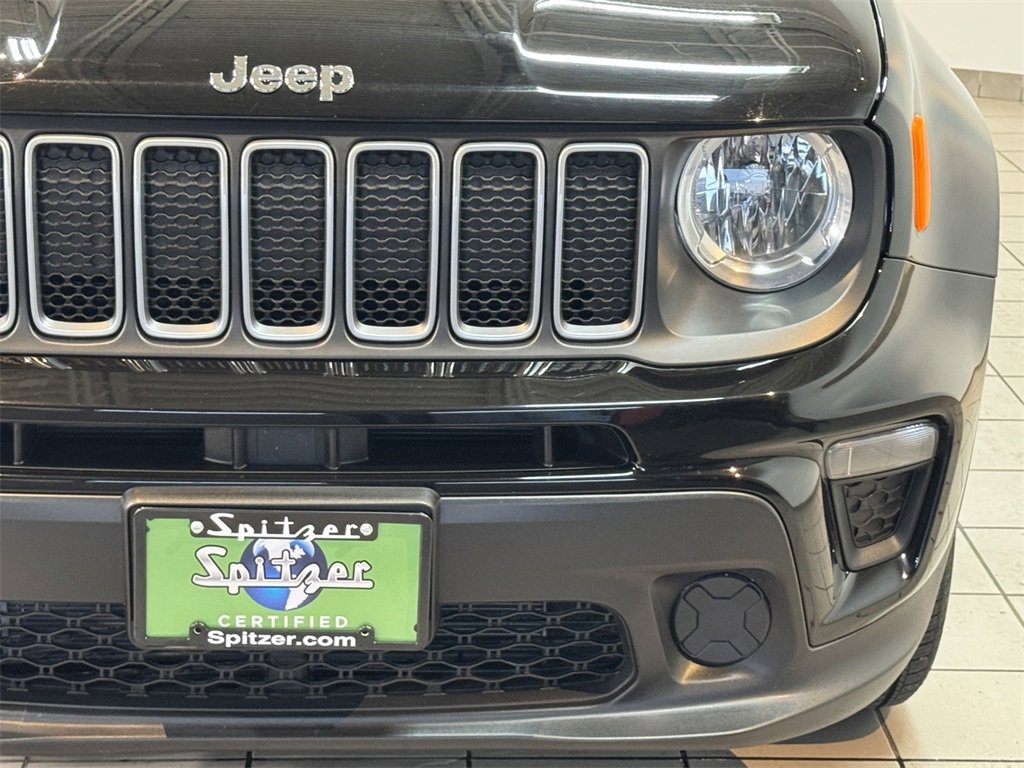 2023 Jeep Renegade Latitude Upland photo 13