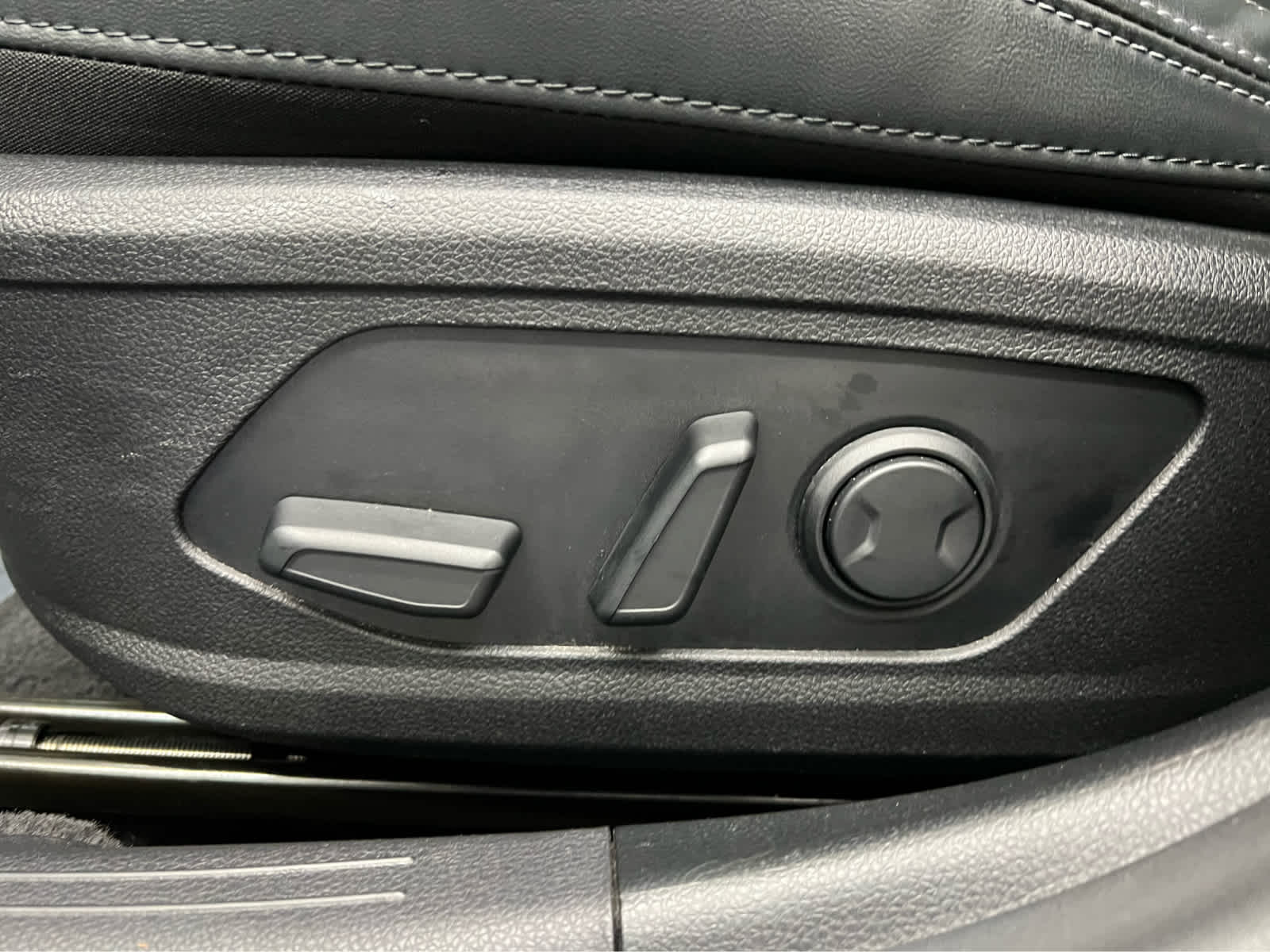 2024 Kia K5 GT-Line photo 6