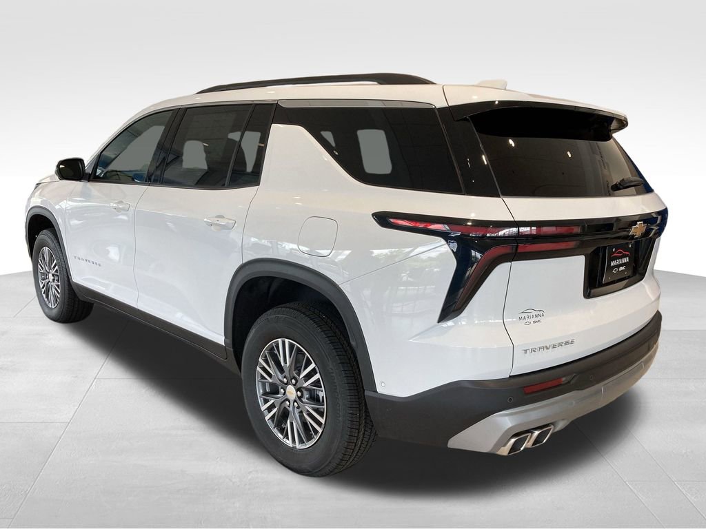 2025 Chevrolet Traverse photo 6