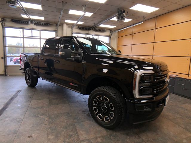 2026 Ford F-350 Super Duty Platinum's photo