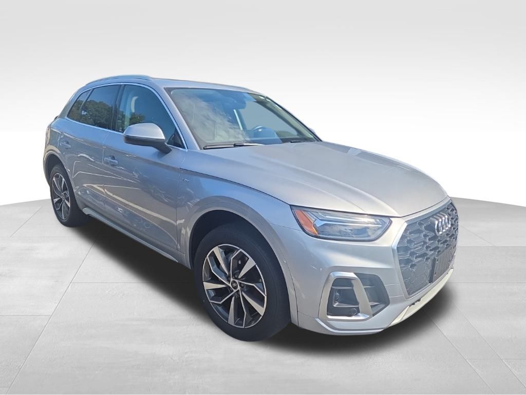 2024 Audi Q5 45 S line Premium photo 2