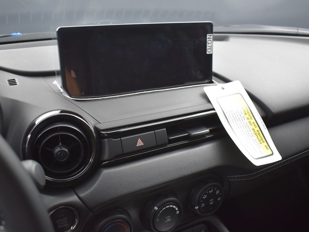 2025 Mazda MX-5 Miata Miata photo 13