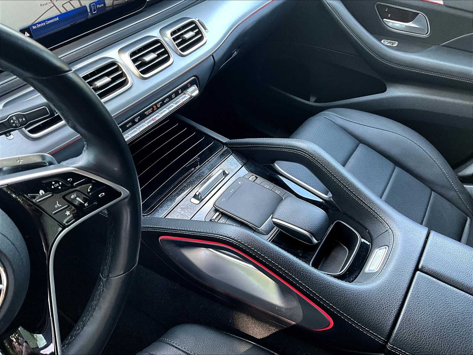 2024 Mercedes Benz GLE 450e photo 18