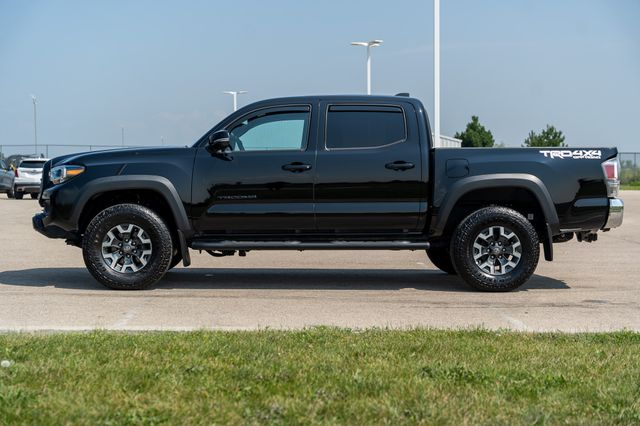 2023 Toyota Tacoma TRD Off-Road photo 4