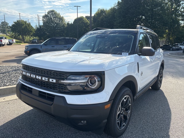 2025 Ford Bronco Sport Outer Banks photo 4