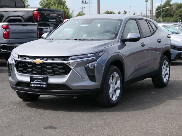 2026 Chevrolet Trax LS photo 6