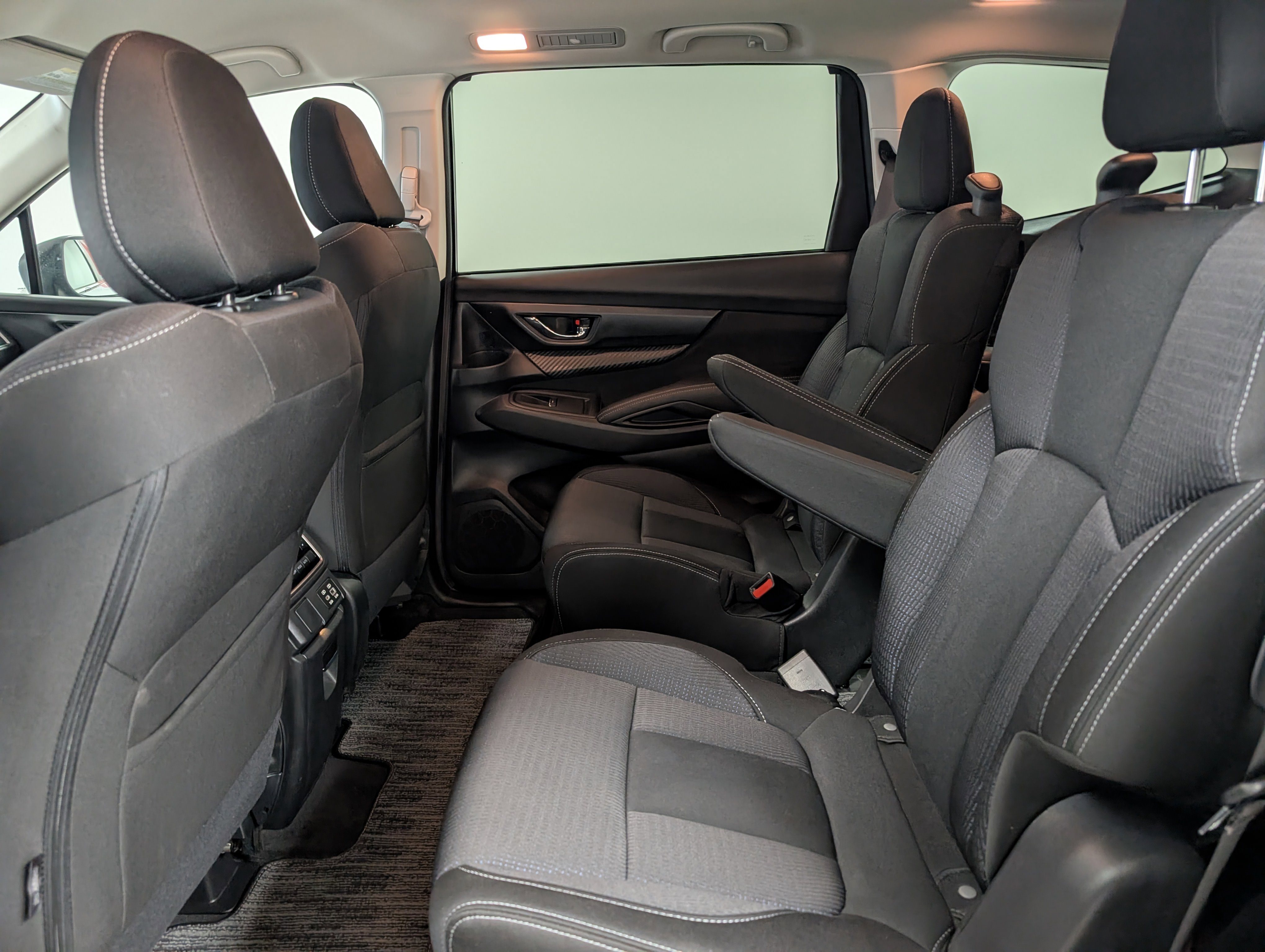 2024 Subaru Ascent Premium photo 2