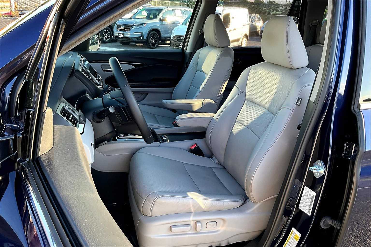 2022 Honda Pilot Elite photo 6