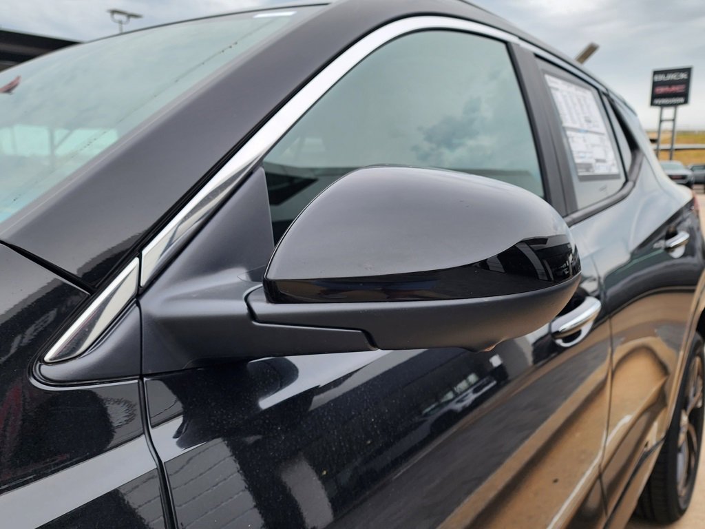 2026 Buick Encore GX Sport Touring photo 11