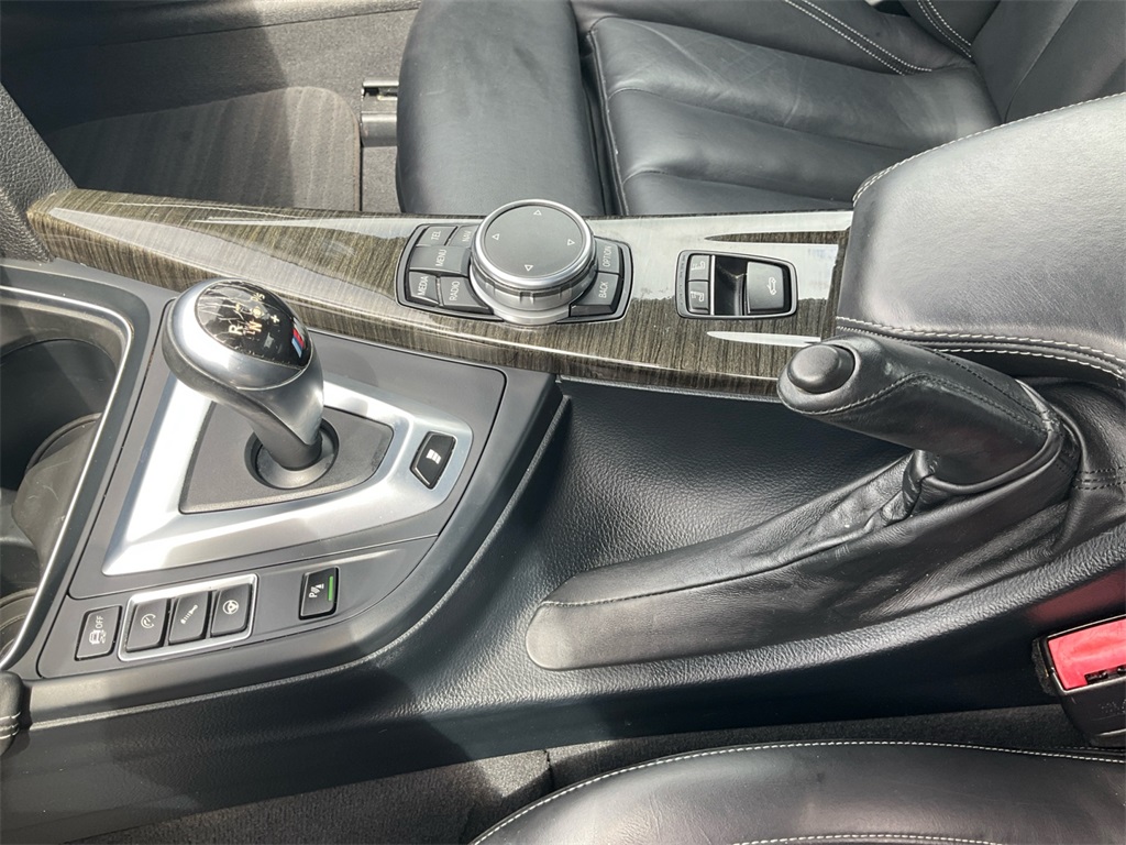 2015 Bmw M4 Convertible photo 11