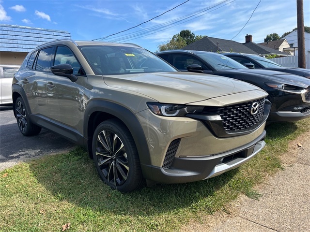 2025 Mazda CX-50 Premium's photo