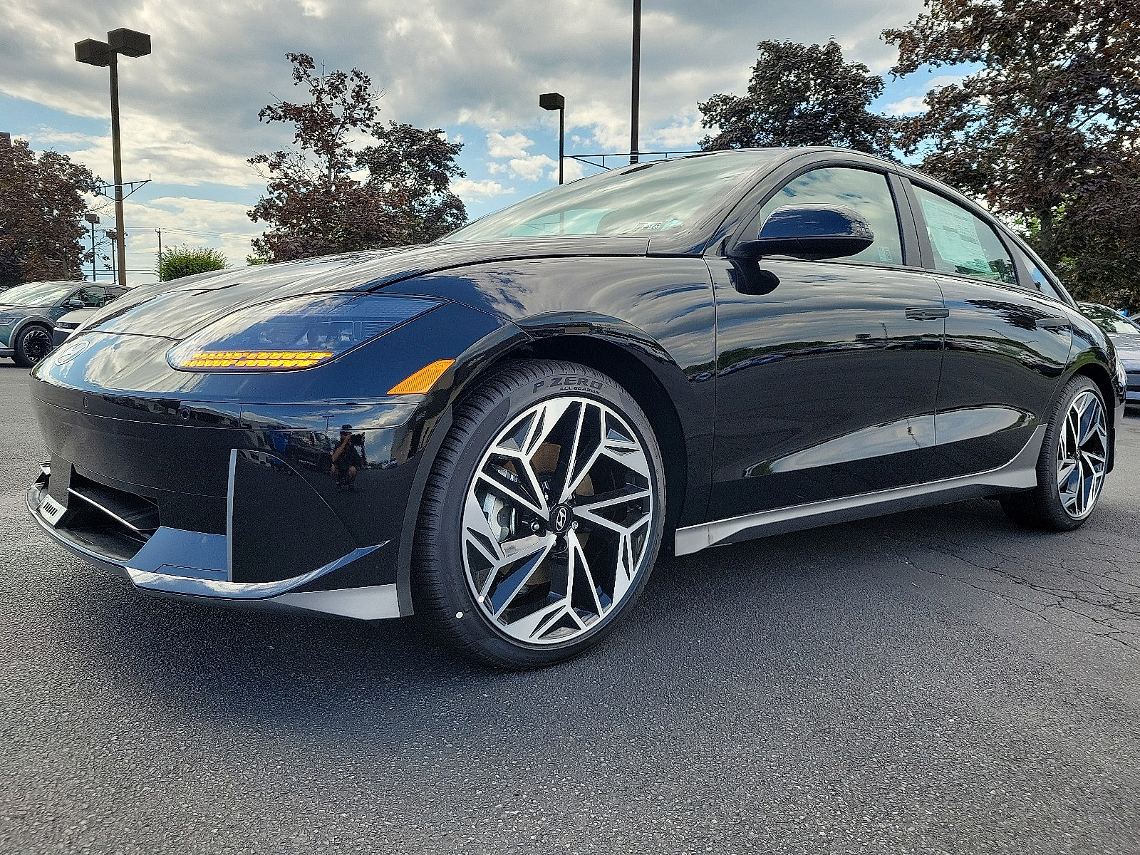 Used 2024 Hyundai IONIQ 6 SEL with VIN KMHM34AC2RA076444 for sale in Easton, PA