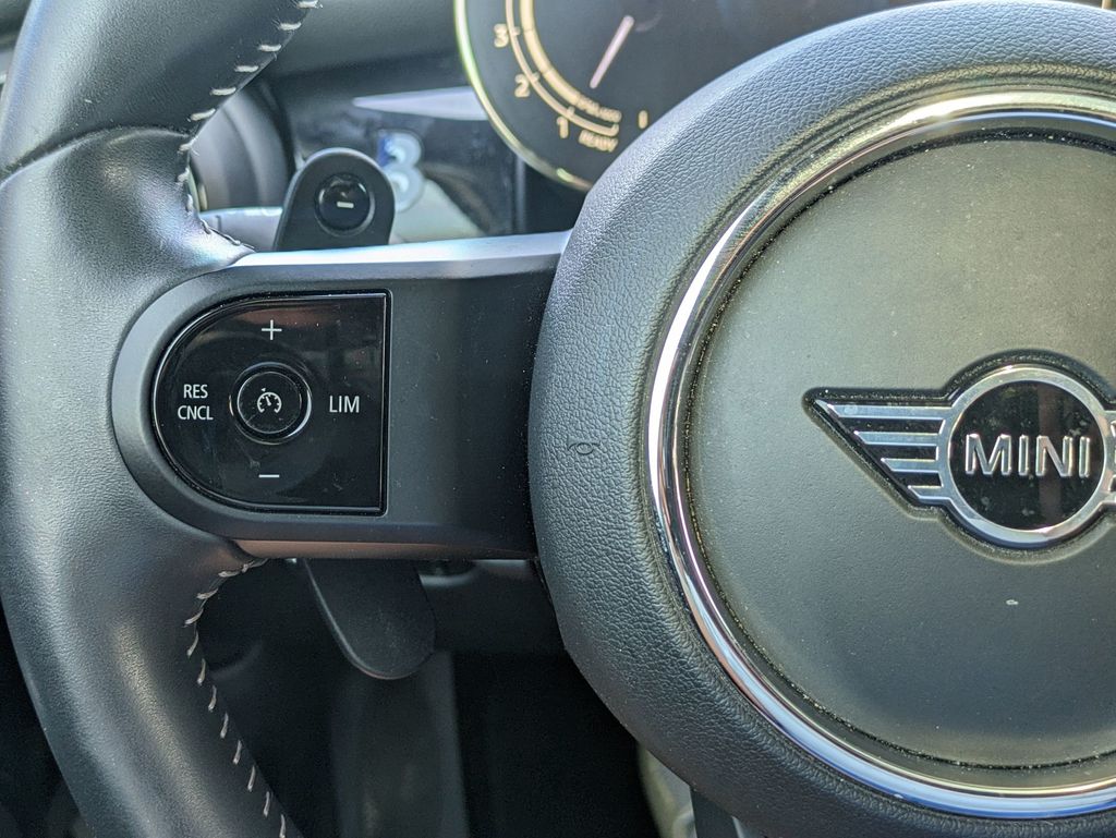 2022 Mini Cooper 4 Door Hardtop photo 16