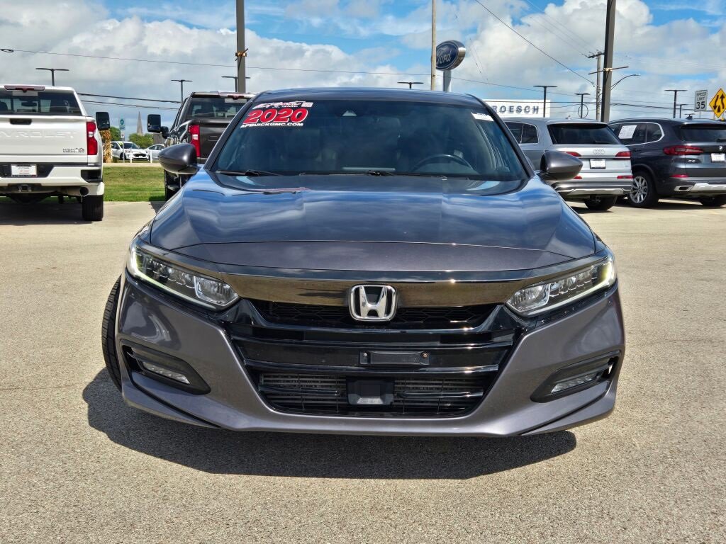 2020 Honda Accord Sport 2.0T photo 2