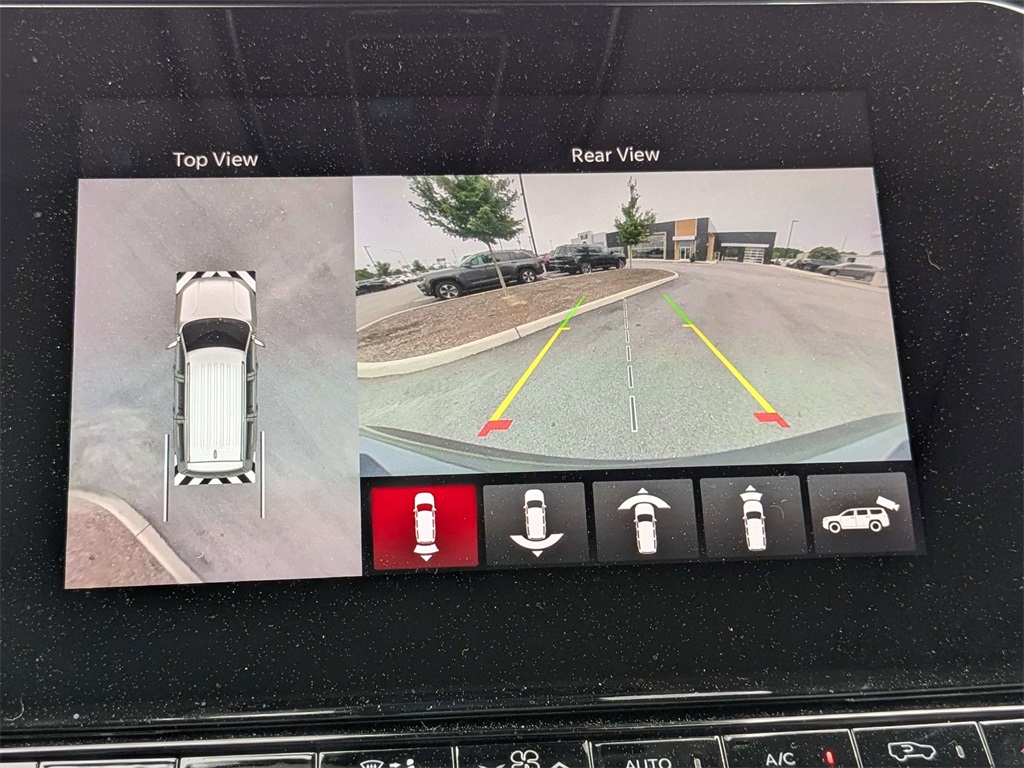 2024 Jeep Wagoneer Base photo 32