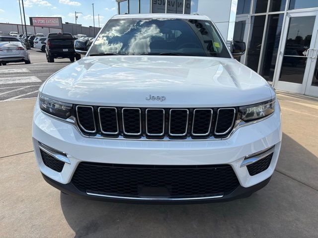2024 Jeep Grand Cherokee Limited photo 8
