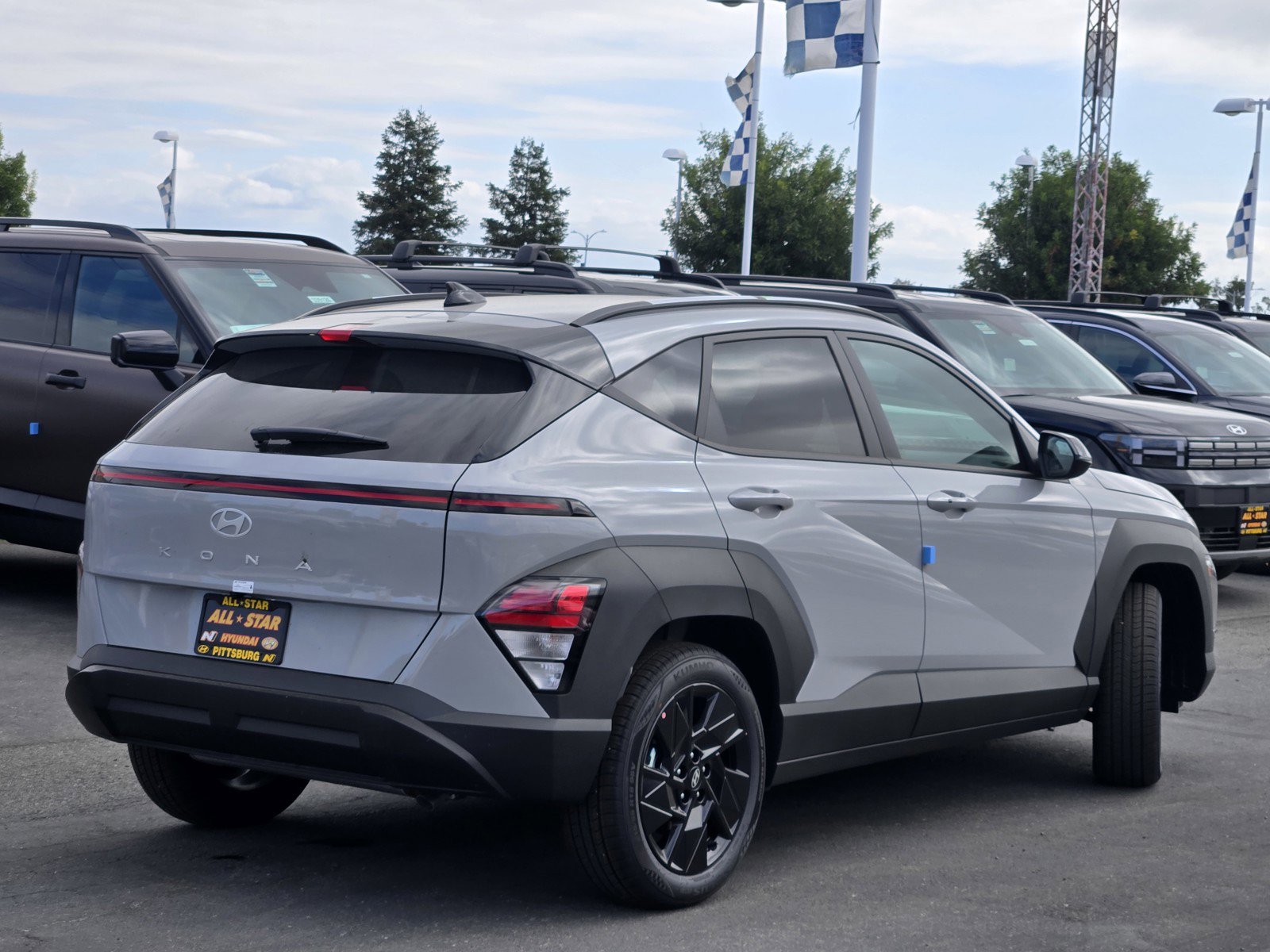 2026 Hyundai Kona SEL photo 3
