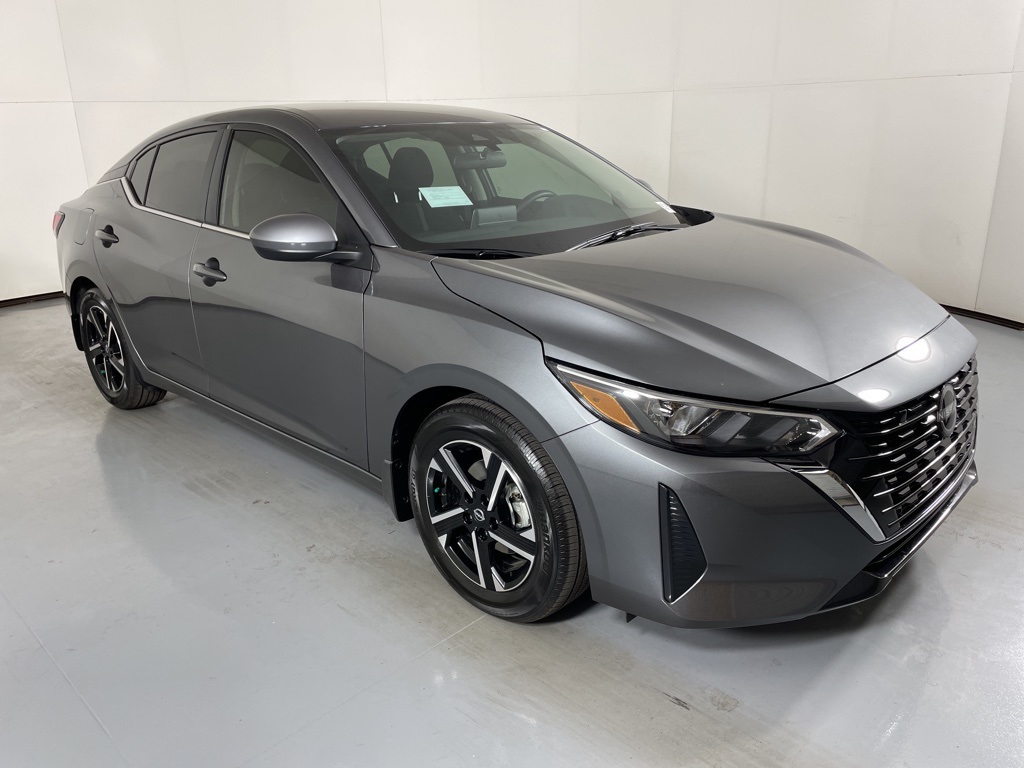2025 Nissan Sentra SV photo 2