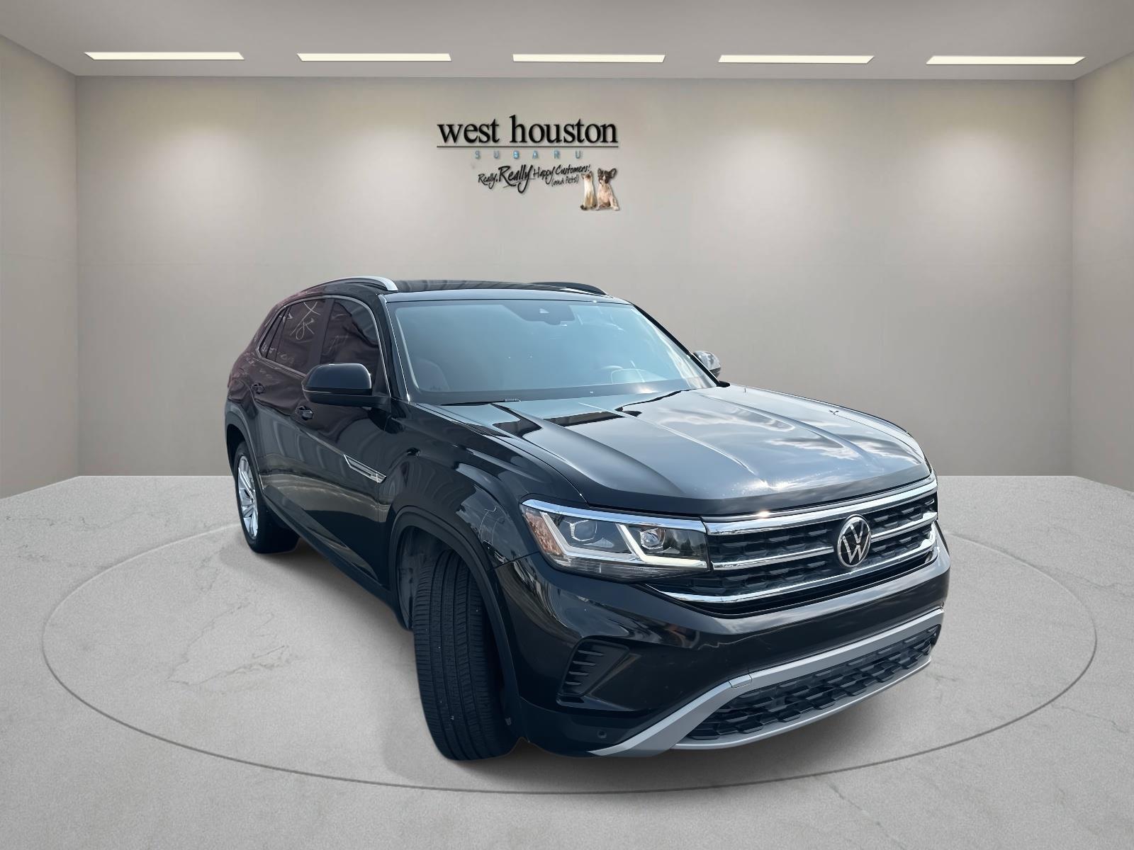 2021 Volkswagen Atlas Cross Sport V6 SEL photo 2