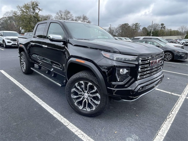 2025 GMC Canyon Denali's photo