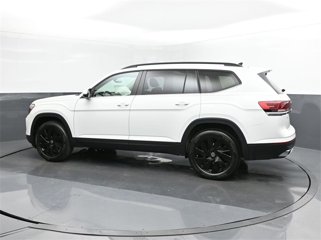 2024 Volkswagen Atlas SE Technology photo 4
